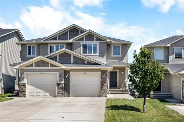 32 Panatella Common NW