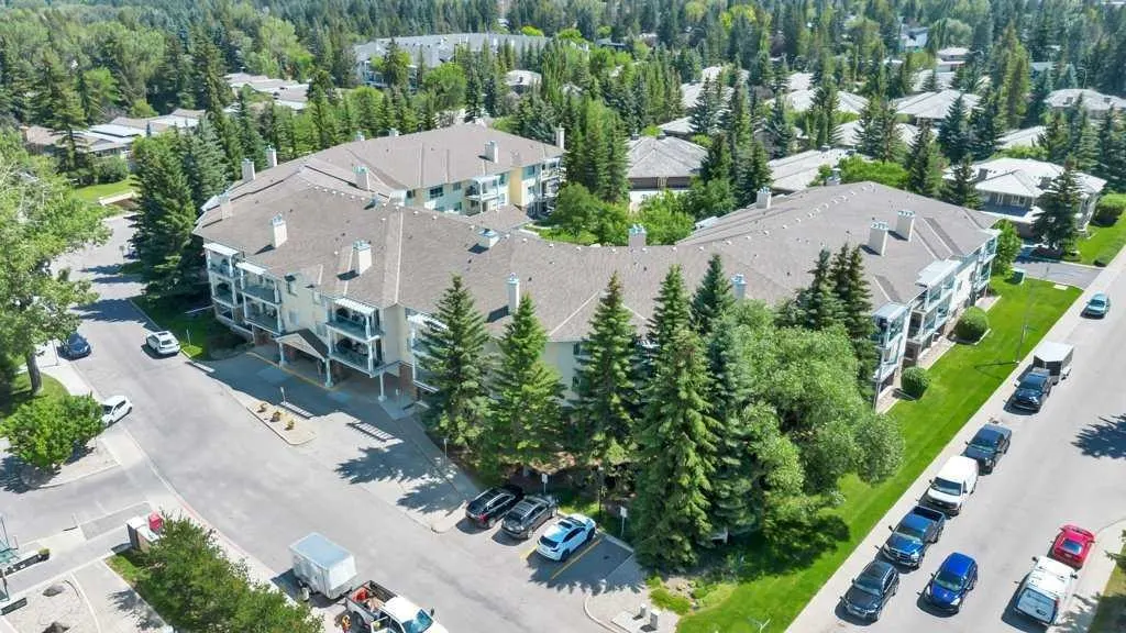 2144 Paliswood Road SW #211 — photo 3