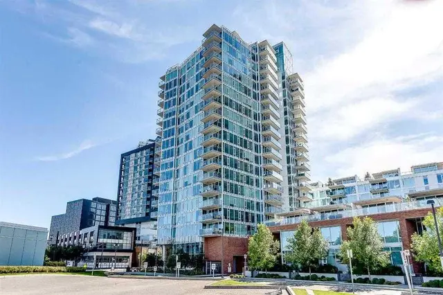 519 Riverfront Avenue SE #805