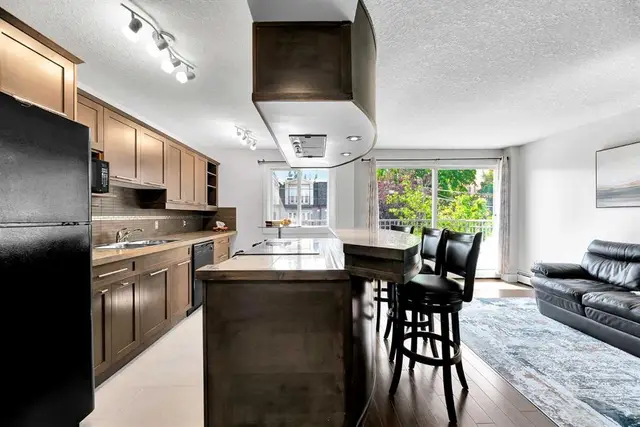1730 7 Street #302