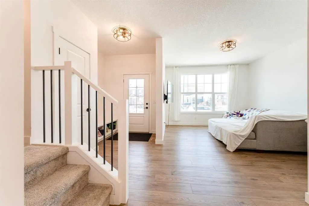 76 Lucas Boulevard NW — photo 3