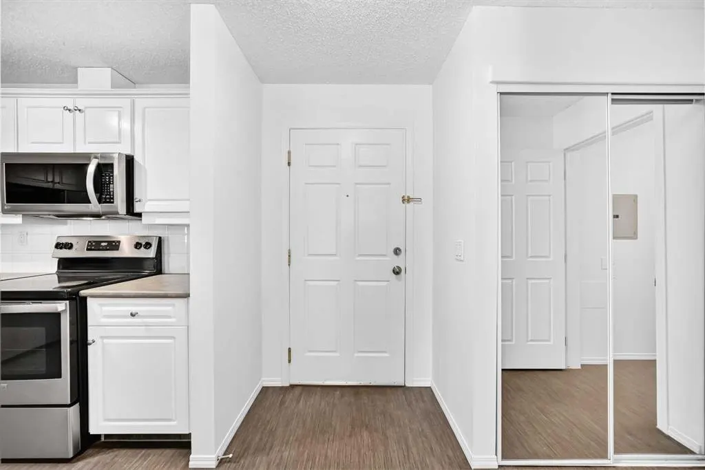 260 Shawville Way SE #209 — photo 3