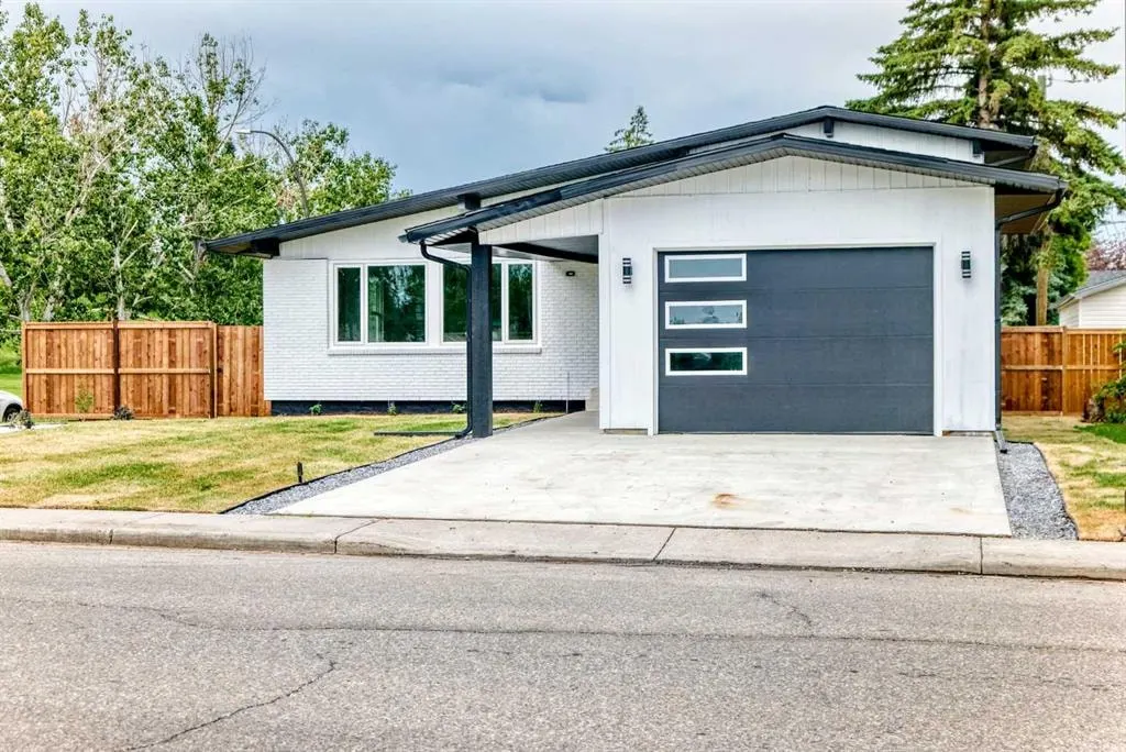 1204 lake Sylvan Drive SE — photo 2