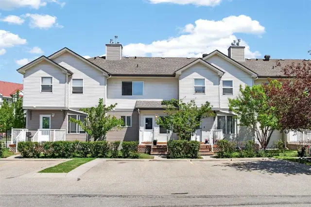 118 Royal Birch Villas NW