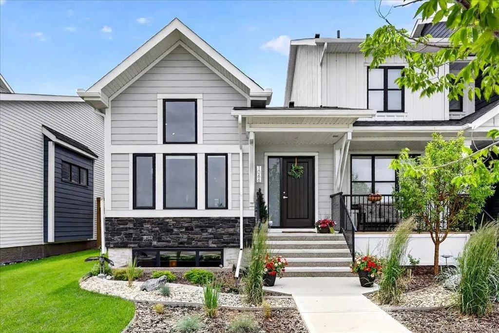 1066 Creekside Boulevard SW — photo 2