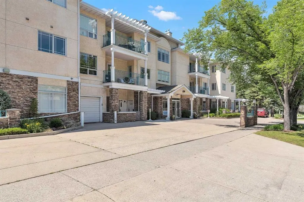 9449 19 Street SW #108 — photo 3