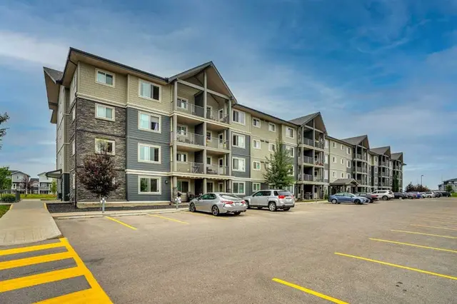 181 Skyview Ranch Manor NE #3320