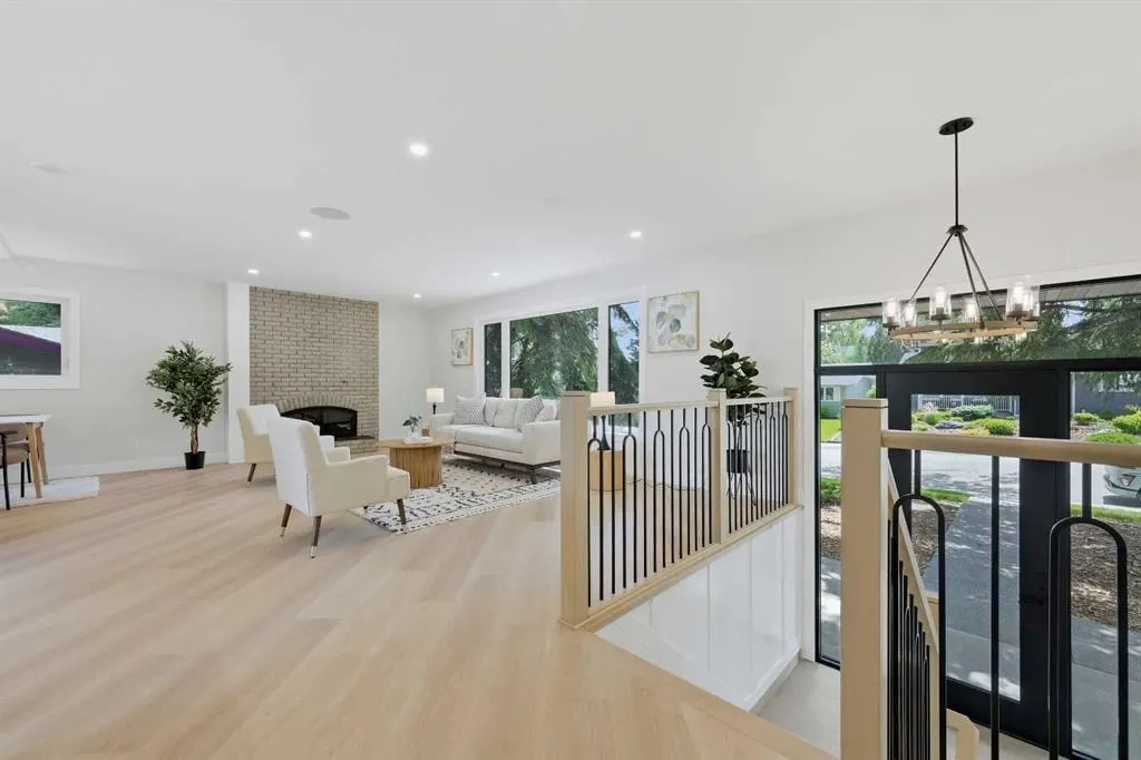 1132 Lake Sylvan Place SE — photo 2