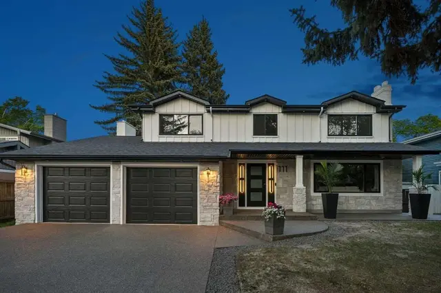 111 Canata Close SW