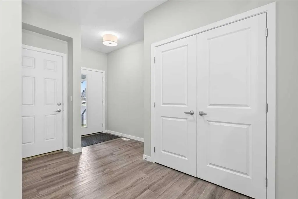 109 Mallard Grove SE — photo 2
