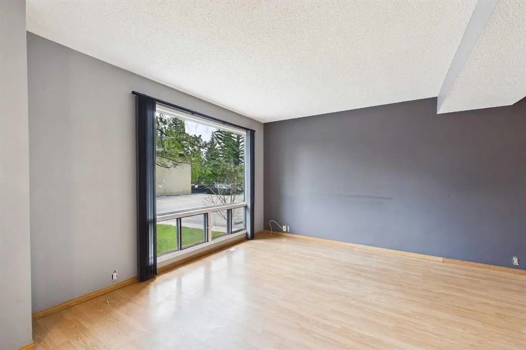 2300 Oakmoor Drive SW #3 — photo 3