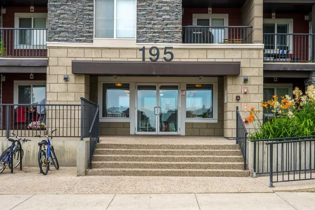 195 Kincora Glen Road NW #404 — photo 2