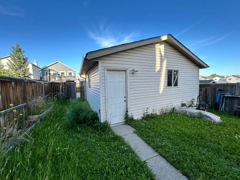86 Covepark Road — photo 3