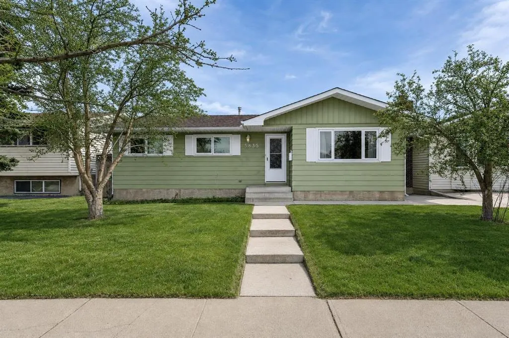 5835 28 Avenue NE — photo 3