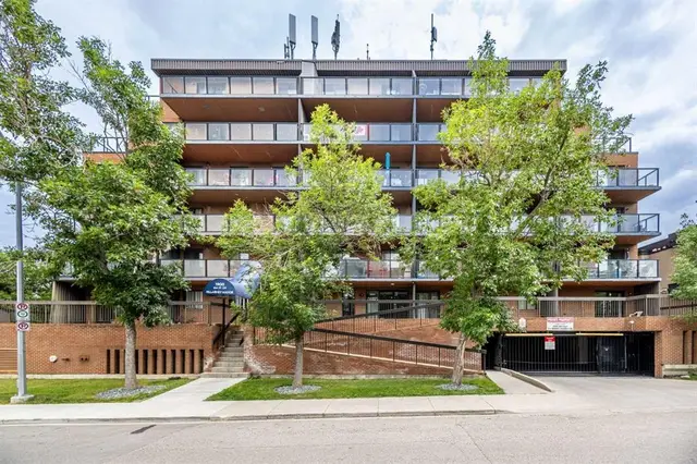 1900 25A Street SW #408