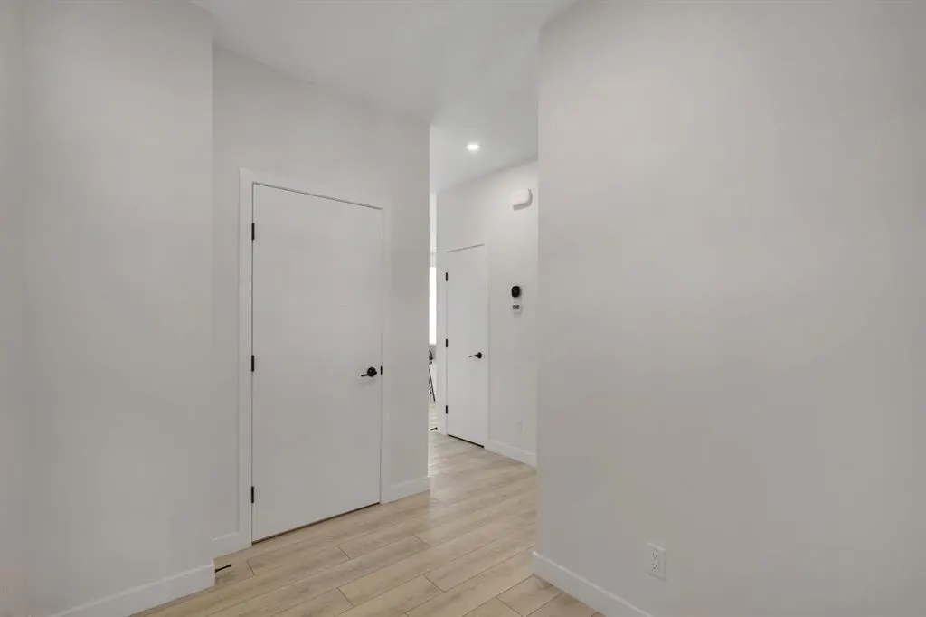 423 Legacy Circle SE — photo 3