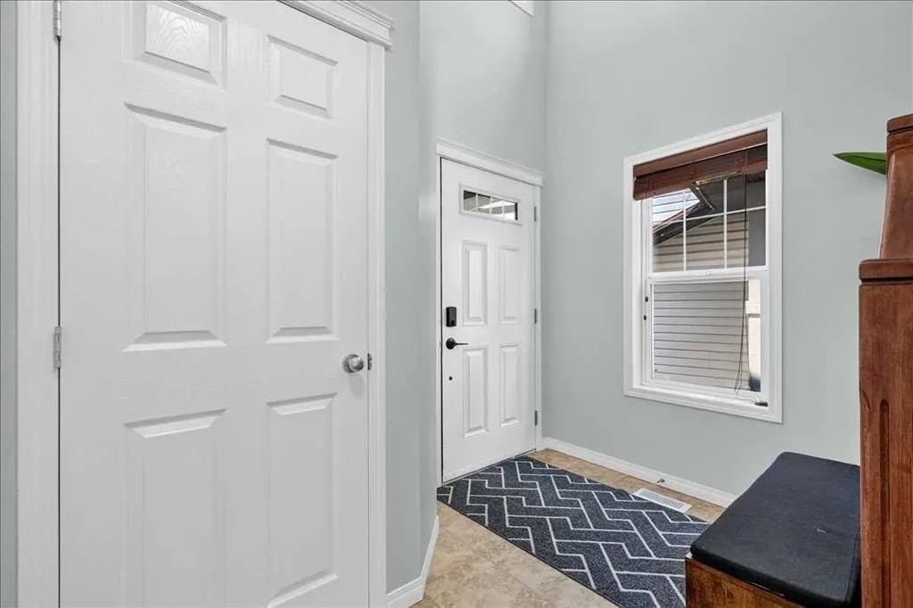 333 Bridleridge View SW — photo 3