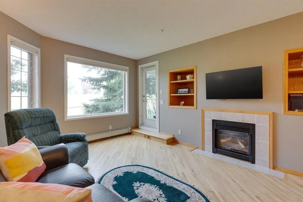 3109 Hawksbrow Point NW #3109 — photo 2