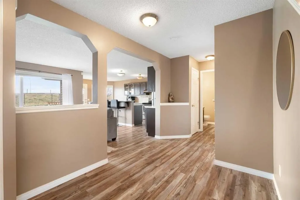 459 Citadel Meadow Bay NW — photo 2