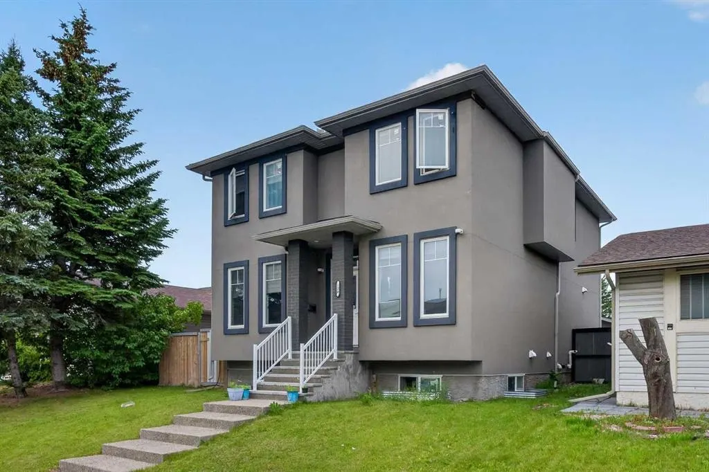 120 Castlegrove Road NE — photo 2