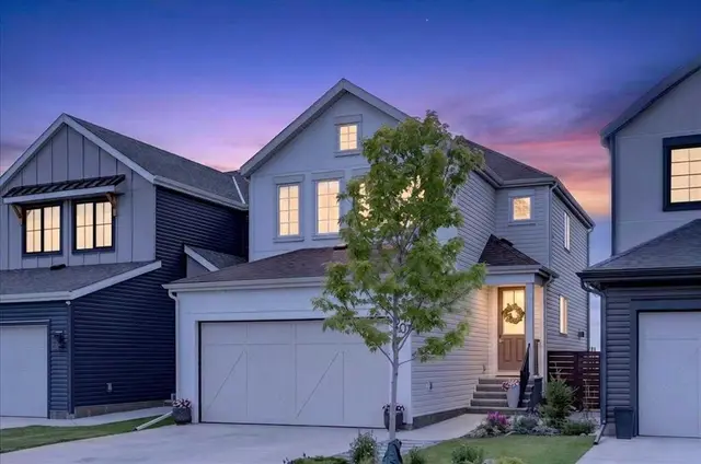 90 Savoy Landing SE