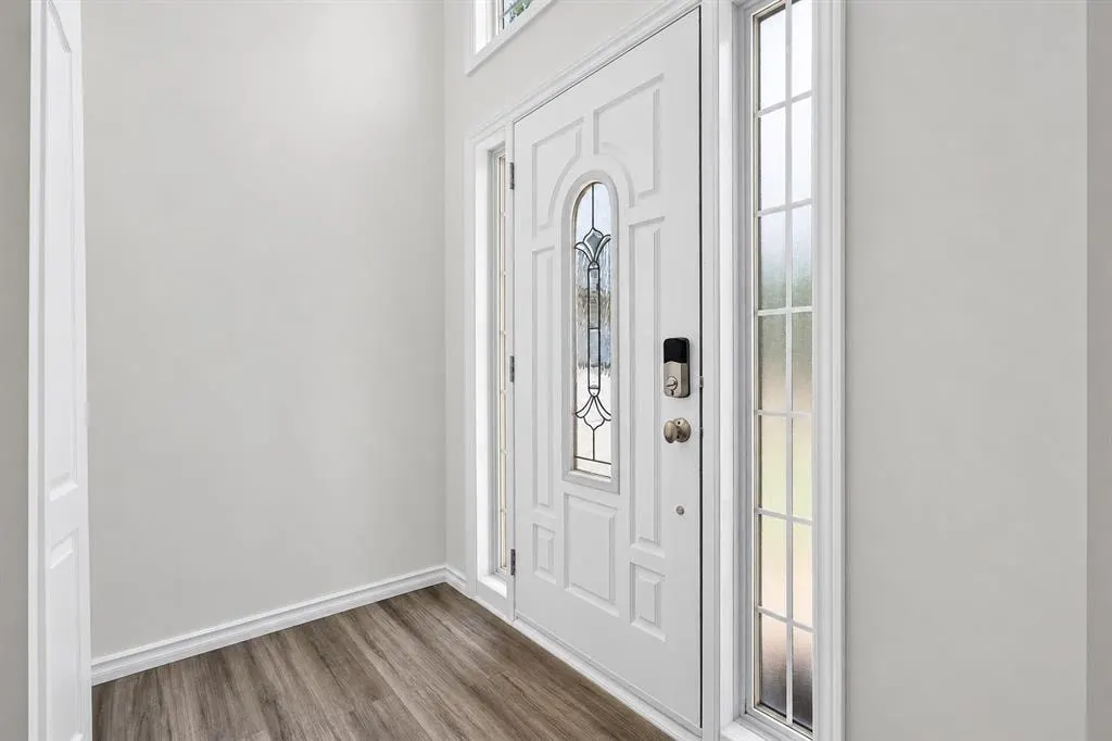 250 Bridlewood Circle SW — photo 3