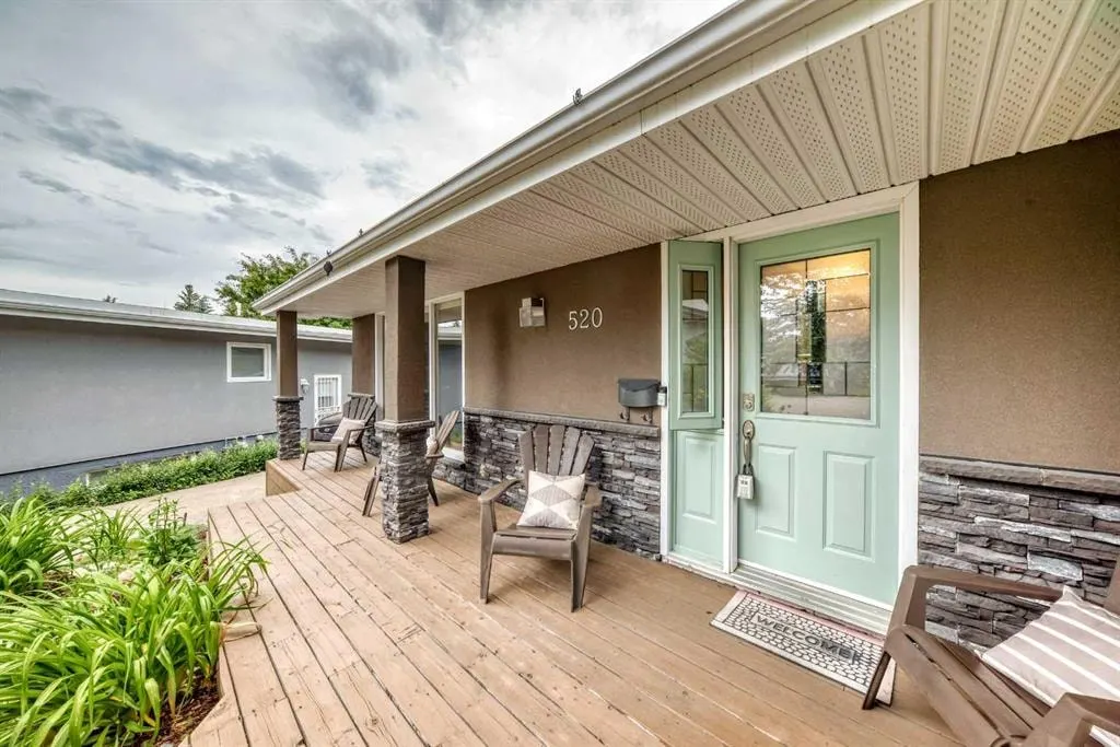 520 Oakwood Place SW — photo 2