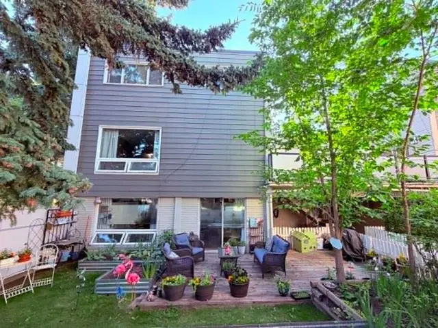 6919 Elbow Drive SW #129