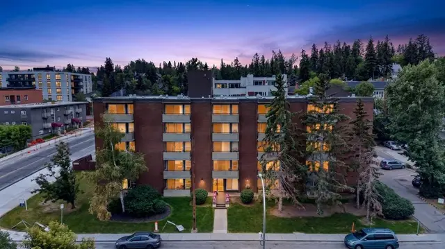 903 19 Avenue SW #103