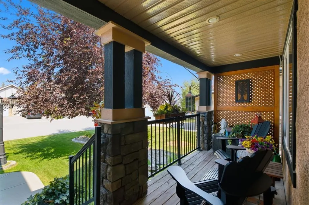 31 Chapala Close SE — photo 3