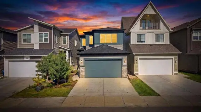 82 Belvedere Green SE