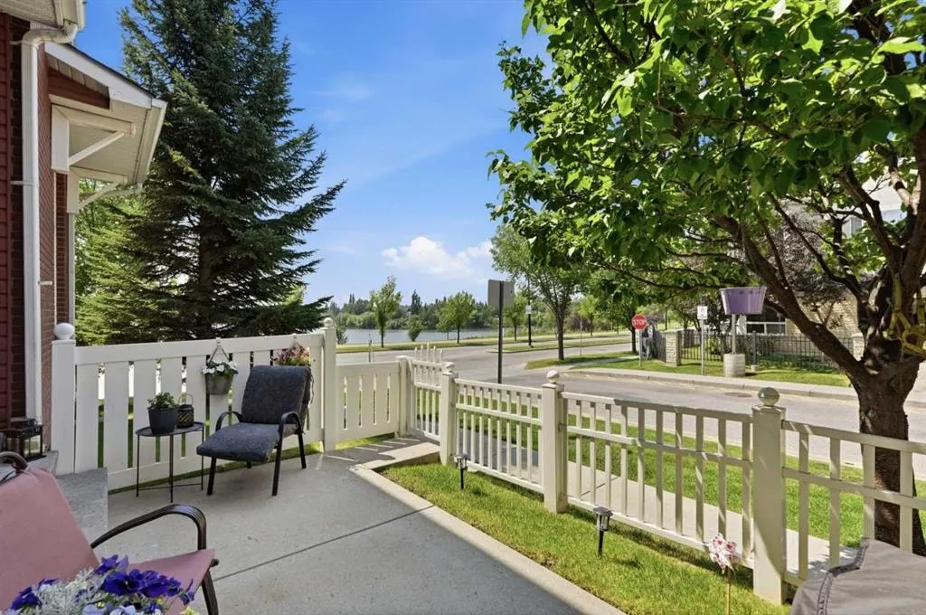 140 Promenade Way SE — photo 3