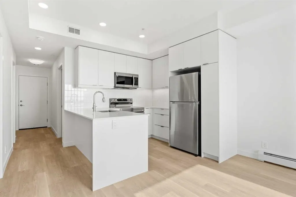 8500 19 Avenue SE #2504 — photo 3