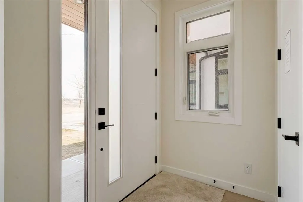 39B Moncton Road NE — photo 3