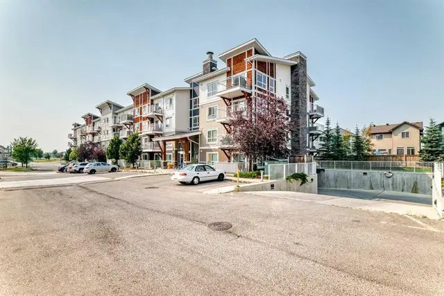 302 Skyview Ranch Drive NE #4116