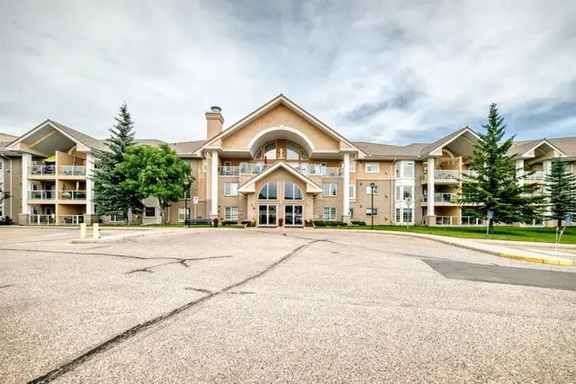 728 Country Hills Road NW #314