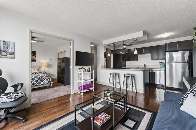 505 19 Avenue SW #606