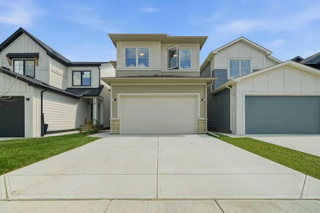 143 Belvedere Crescent SE — photo 3