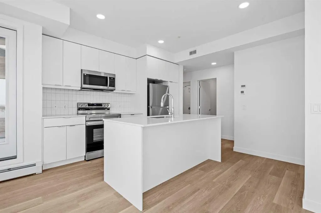 8500 19 Avenue SE #4501 — photo 2