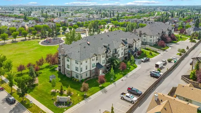 25 Prestwick Drive SE #208