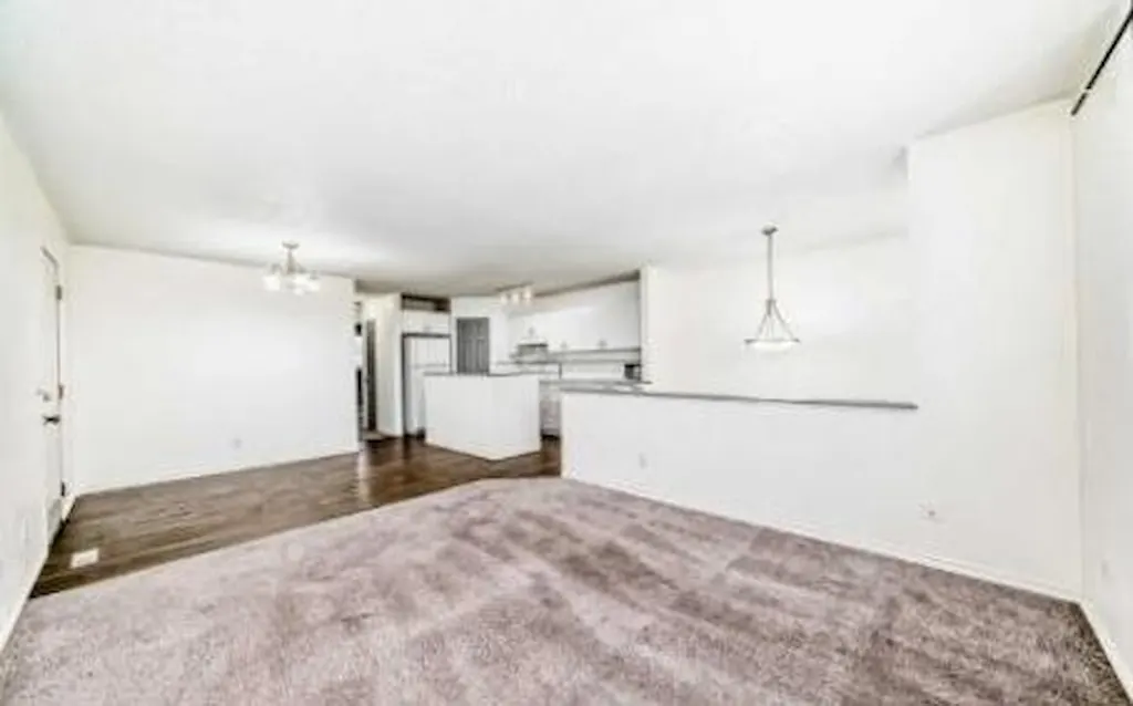 202 Saddlemead Green NE — photo 3