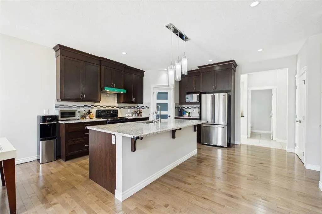 66 Nolanhurst Way NW — photo 3
