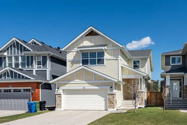 30 Redstone Parade NE