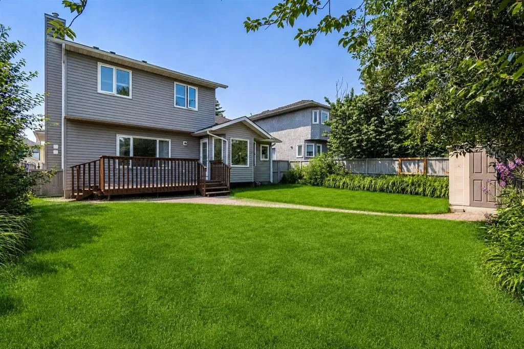 136 Harvest Hills Drive NE — photo 2