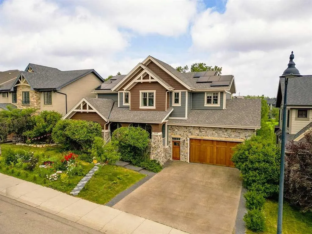 9318 14 Avenue SW — photo 2