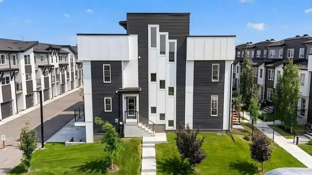 474 Seton Circle SE #709