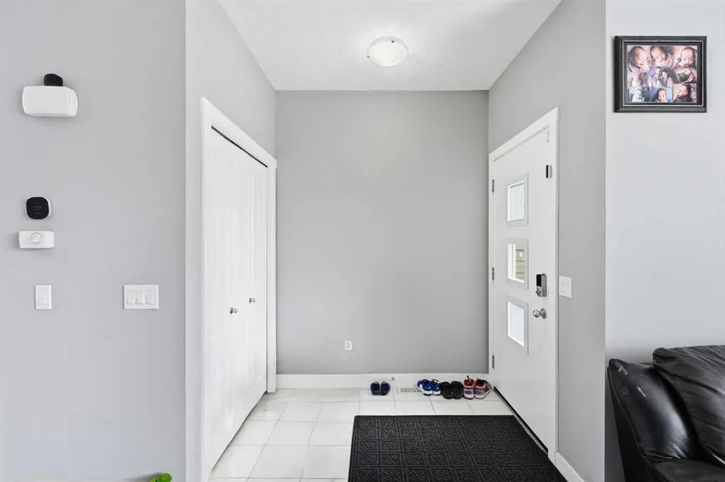 1636 Cornerstone Boulevard NE — photo 3