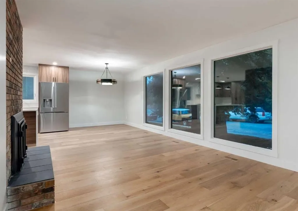 6460 Silver Ridge Way NW — photo 3