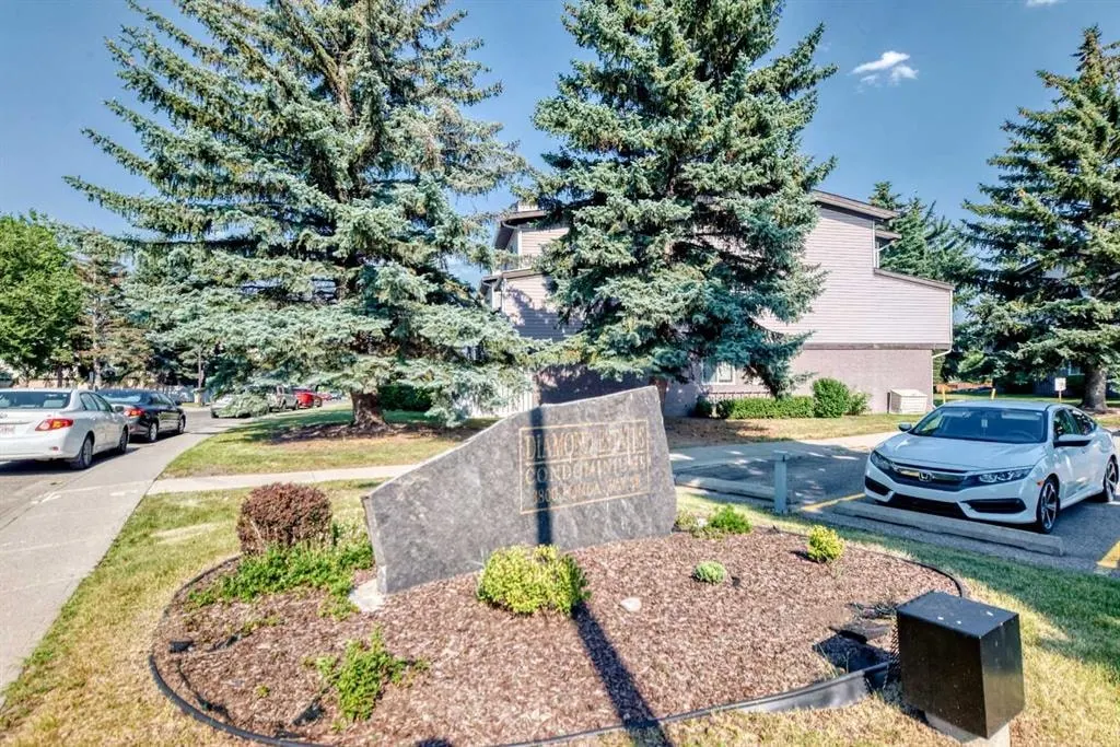 3800 Fonda Way SE #7 — photo 2