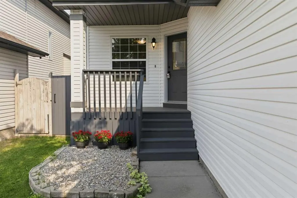 307 Hidden Cove NW — photo 3